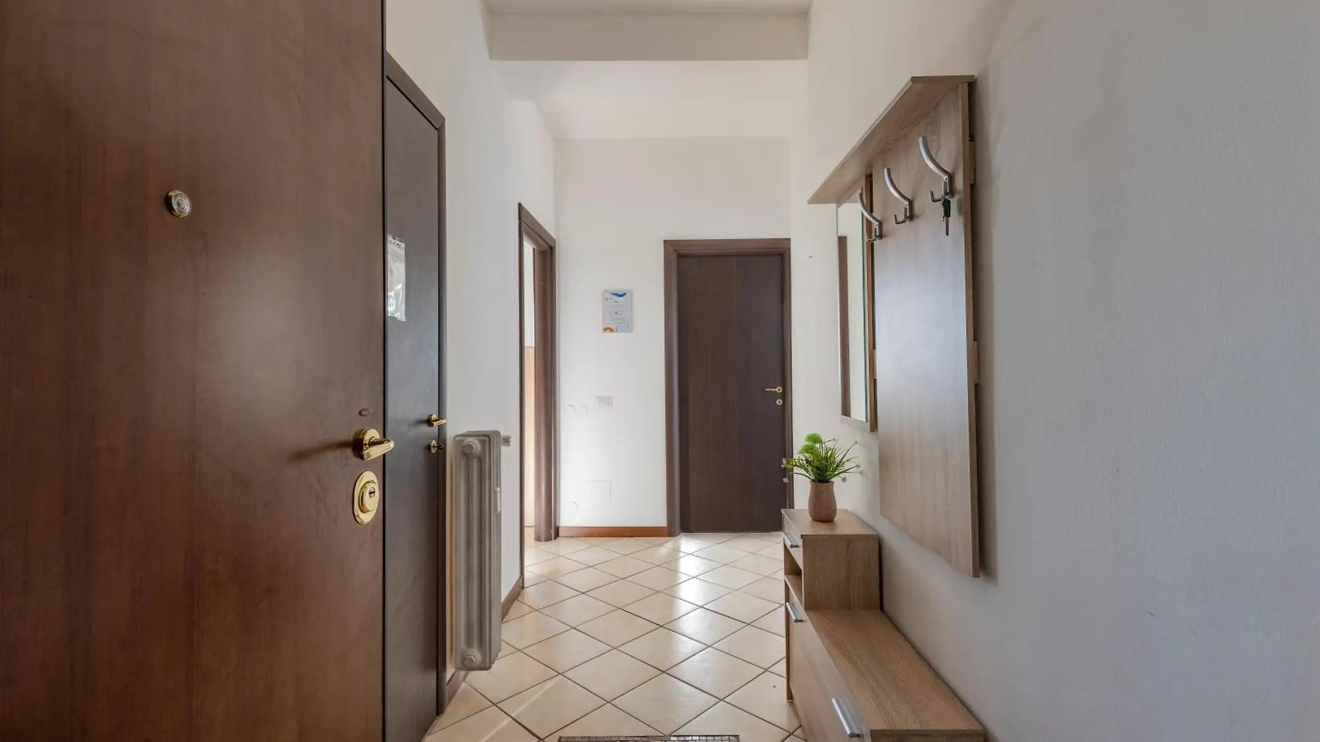 Stay House Mxp Airport Gallarate Apartment